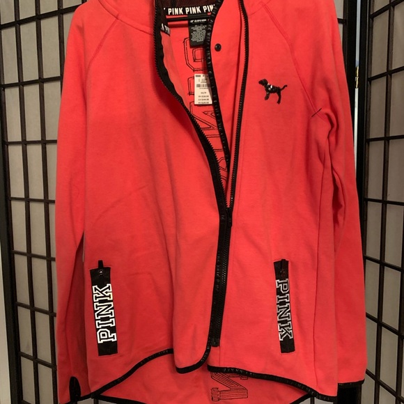 ❣️HP❣️RARE 2015 Sequin PINK Fashion Show Hoodie - Picture 3 of 6